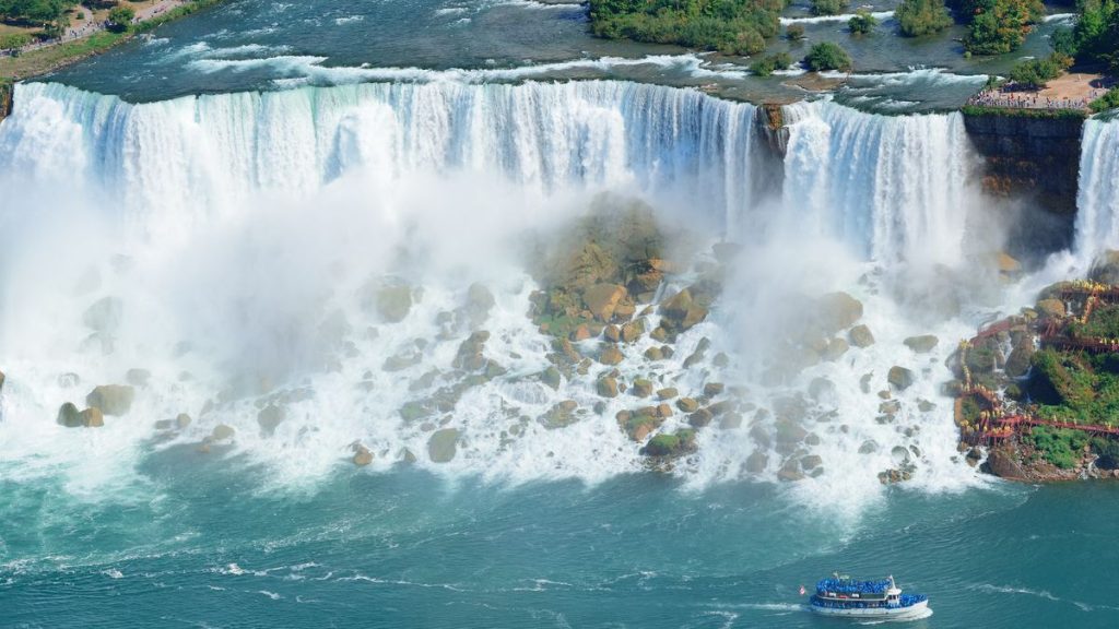 Kanada tarafından Niagara Şelalesi