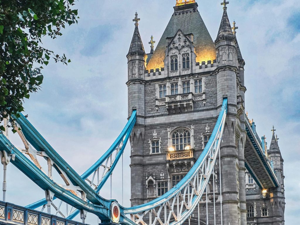 Londra’da Tower Bridge’in kuleleri